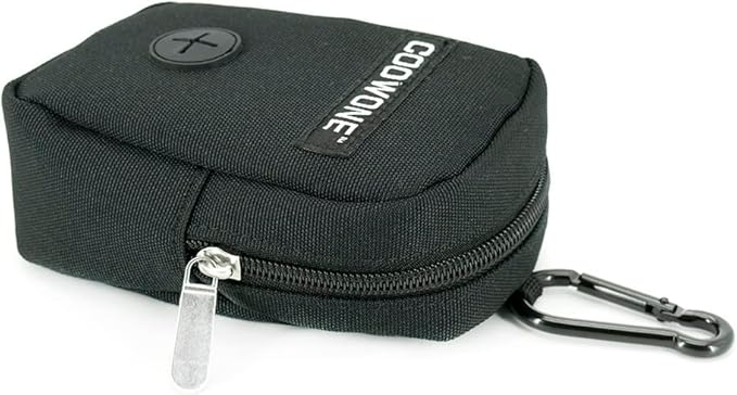COOWONE Dog Treat Pouch with Clip, Treat Pouches for Pet Training, Small Dog Treat Container Treat Bag for Leash, Waterproof Dog Treat Bag, Hands-free Training Pouch
