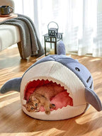 QWINEE Cat Mat Shark-Shaped Kennel Kitten Bed Hideout House Warm Soft Comfortable Semi-Closed Cat Dog Nest Blue S