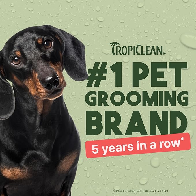 TropiClean Watermelon Cat & Dog Deodorizing Spray | Cat & Dog Grooming Supplies | 8 oz | Made in the USA