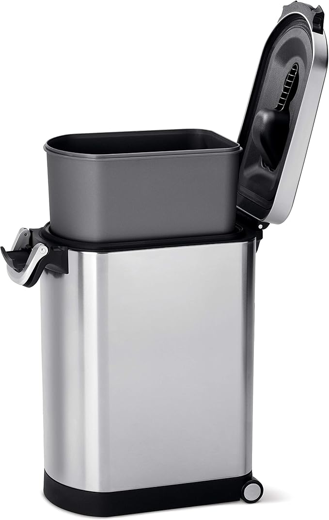 simplehuman 30 Liter, 32 lb / 14.5 kg Large Pet Food Storage Container for Dog Food, Cat Food, and Bird Feed, Brushed Stainless Steel
