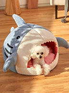 QWINEE Cat Mat Shark-Shaped Kennel Kitten Bed Hideout House Warm Soft Comfortable Semi-Closed Cat Dog Nest Blue S