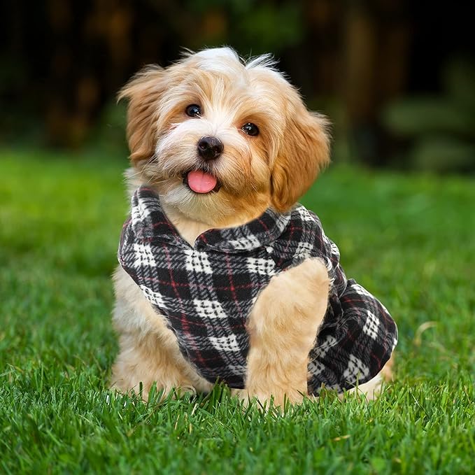 Weewooday 4 Pieces Winter Fabric Dog Sweaters with Leash Ring Soft Fleece Vest Pullover Pet Jacket Warm Dog Clothes Coats for Pet Puppy Cats Chihuahua(XXXL(Neck:17.7-18.9” Chest:25.6-26.8”))